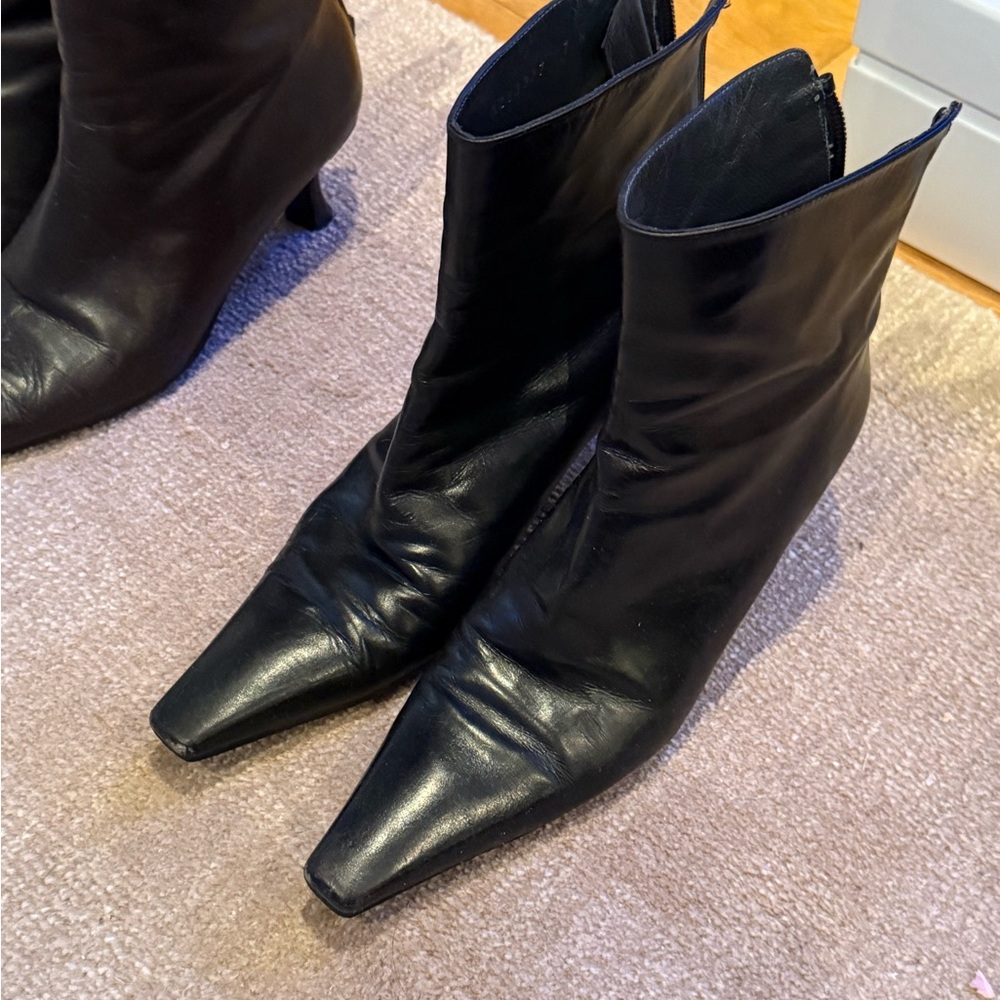 Stuart Weitzman Black Leather Ankle Booties